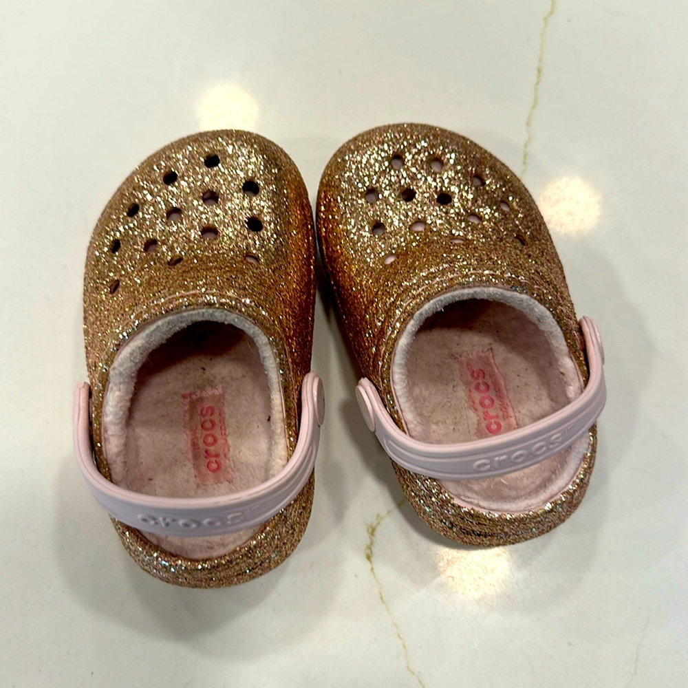 Toddler Crocs Gold Giltter with Pink Lining Size C5